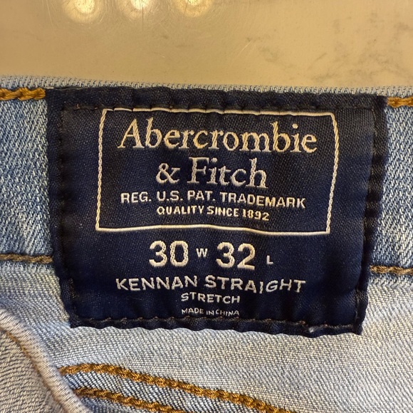 Abercrombie & Fitch Kennan Straight Stretch Men’s Jeans - Picture 2 of 4